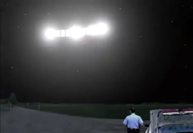 The UFO Sightings Illinois USA 2000 Testimonials Story